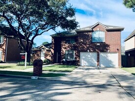 5739 Henniker Dr in Houston, TX - Building Photo
