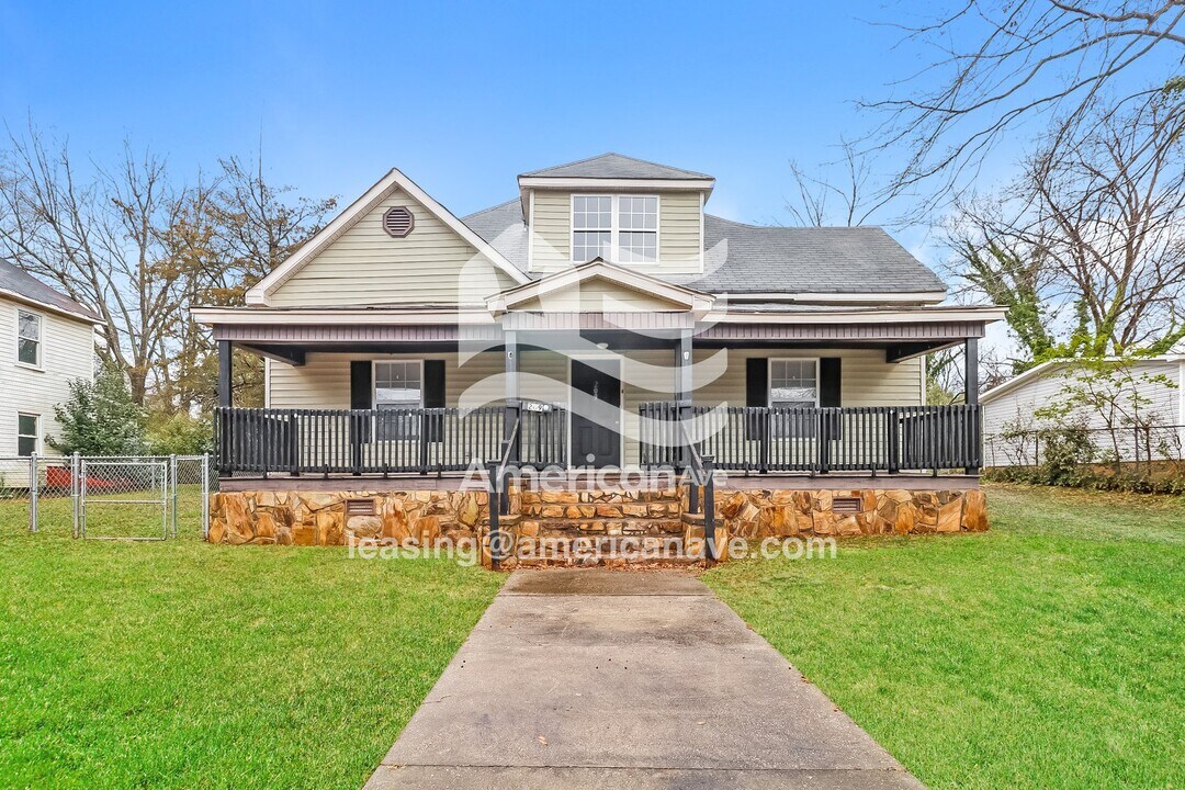 209 Poplar St in Gaffney, SC - Building Photo