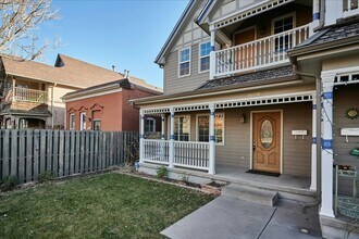 3220 Vallejo St in Denver, CO - Building Photo - Building Photo