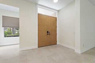 173 E Hampton Way in Jupiter, FL - Building Photo - Building Photo