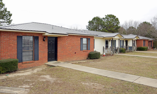 Rosewood Apartments in Eclectic, AL - Building Photo - Building Photo