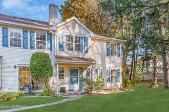 1119 Roseberry Ct in Morganville, NJ - Building Photo - Building Photo