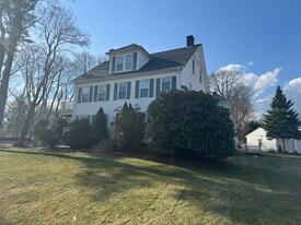 75 North St, Unit 2 in Shrewsbury, MA - Building Photo