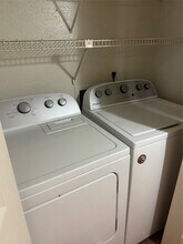 200 Pecan Dr in League City, TX - Building Photo - Building Photo