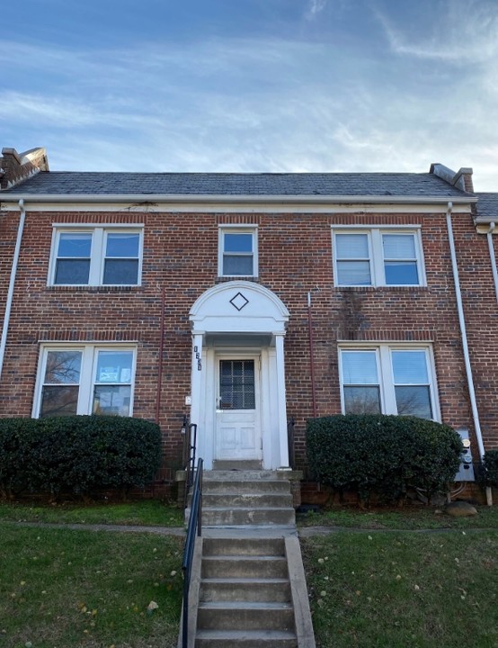 1231 Meigs Pl NE in Washington, DC - Building Photo