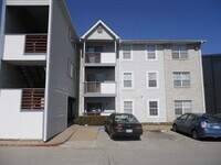 927 Emery Rd, Unit #B102