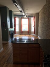 2368 N Elston Ct in Chicago, IL - Building Photo - Building Photo