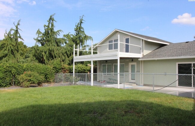 4620.5 W Riverhaven St in Pasco, WA - Building Photo - Building Photo