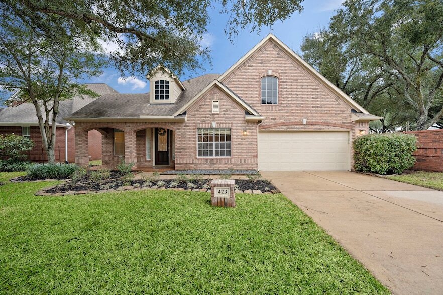 423 Nighthawk Ct in Sugar Land, TX - Building Photo