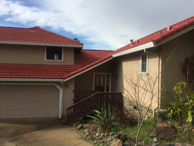 200 Sunrock Dr in Folsom, CA - Building Photo - Building Photo