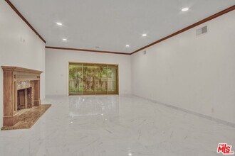 11410 Canton Dr in Los Angeles, CA - Building Photo - Building Photo