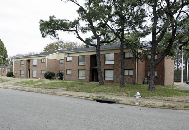 Greenbriar Apartments photo'