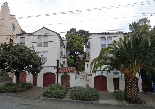 886 Cleveland St in Oakland, CA - Foto de edificio - Building Photo