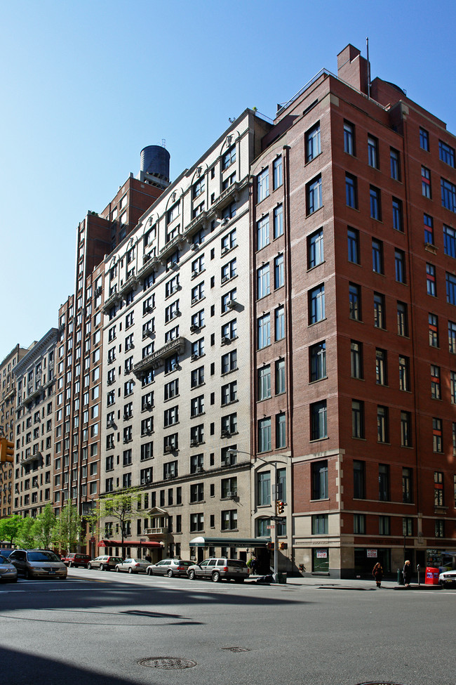 Bedford Apartments in New York, NY - Building Photo - Building Photo