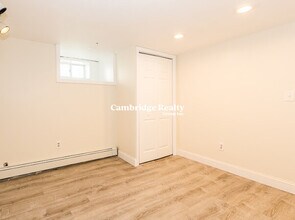 128 Monument St, Unit T in Medford, MA - Building Photo - Building Photo