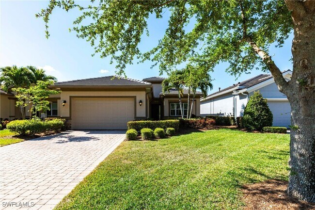 13730 Willow Haven Ct in Ft. Myers, FL - Building Photo - Building Photo