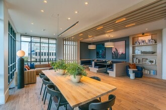 Lantower Midtown in Dallas, TX - Building Photo - Building Photo