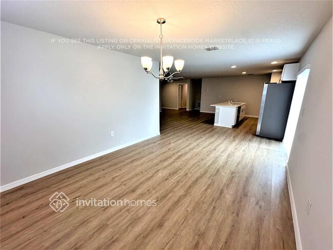 1630 Sadigo St SE in Palm Bay, FL - Foto de edificio - Building Photo