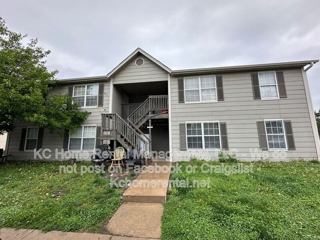 property at 818 Rosewood St