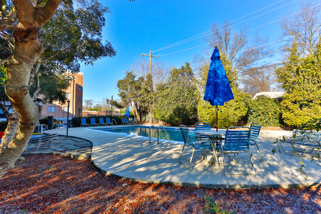 Edgehill Terrace Apartments in Charlotte, NC - Foto de edificio