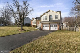 14690 Stratford Dr in Woodbridge, VA - Building Photo - Building Photo