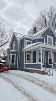 1023 W 21st St in Erie, PA - Building Photo
