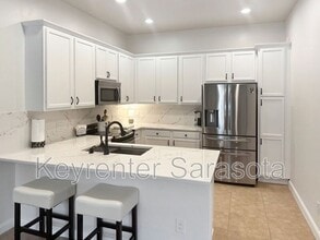 6090 Benevento Dr in Sarasota, FL - Building Photo - Building Photo