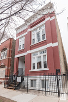 2702 W Thomas St in Chicago, IL - Building Photo