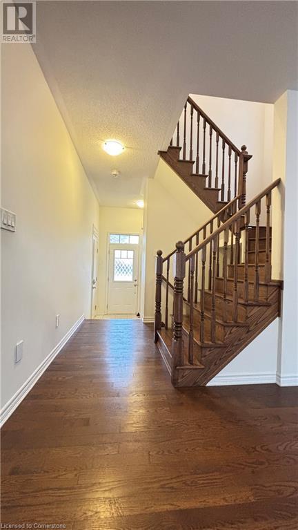 1462 Farmstead Dr in Milton, ON - Building Photo - Building Photo