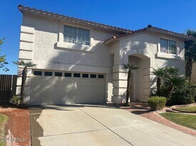 12521 N 57th Ave in Glendale, AZ - Building Photo