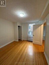 166 Eastbourne Ave in Toronto, ON - Building Photo - Building Photo