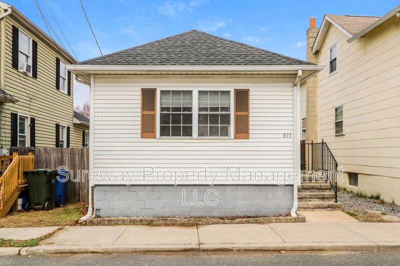 811 Wesley Ave in National Park, NJ - Building Photo