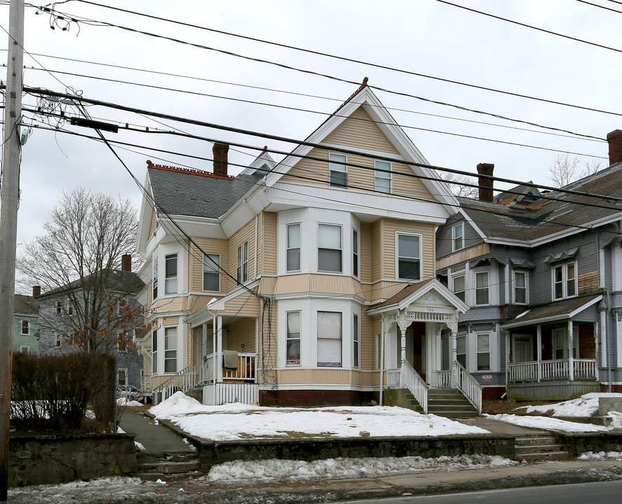 224 Pleasant St in Brockton, MA - Building Photo