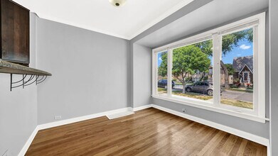 5542 S Neva Ave in Chicago, IL - Building Photo - Building Photo