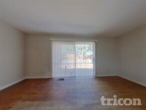 3045 Slater Ct in Reno, NV - Building Photo - Building Photo