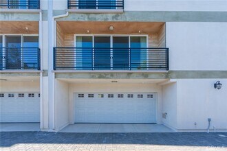 712 Chestnut Ave in Los Angeles, CA - Building Photo - Building Photo