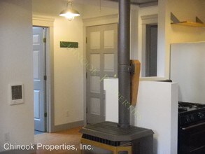 1574 Jefferson St in Eugene, OR - Building Photo - Building Photo