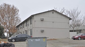 1002 S 41st Ave in Yakima, WA - Building Photo