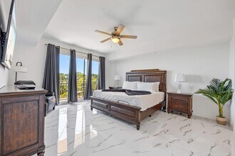 605 Kemp St-Unit -FL6-ID1069194P in Merritt Island, FL - Foto de edificio - Building Photo