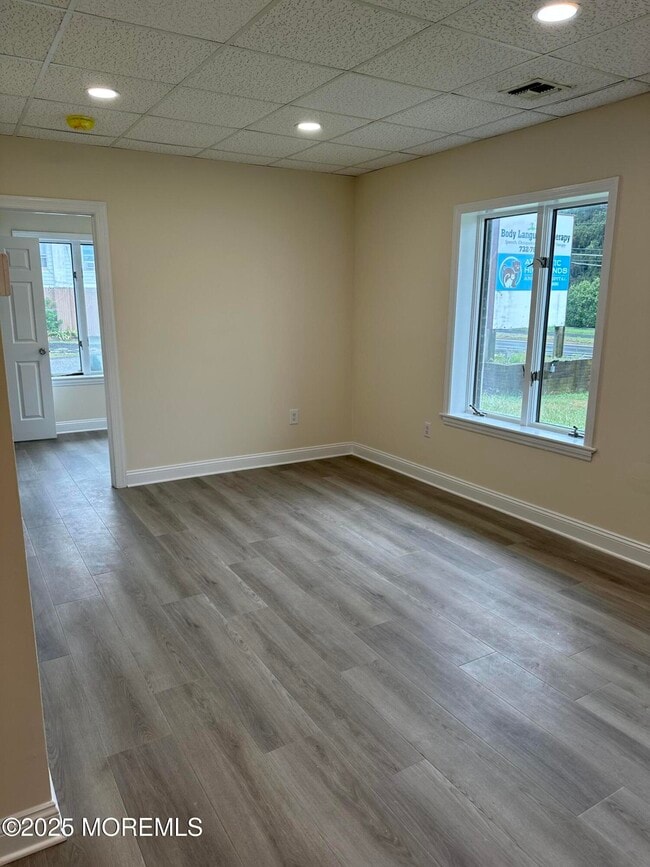 77 Memorial Pkwy in Atlantic Highlands, NJ - Building Photo - Building Photo