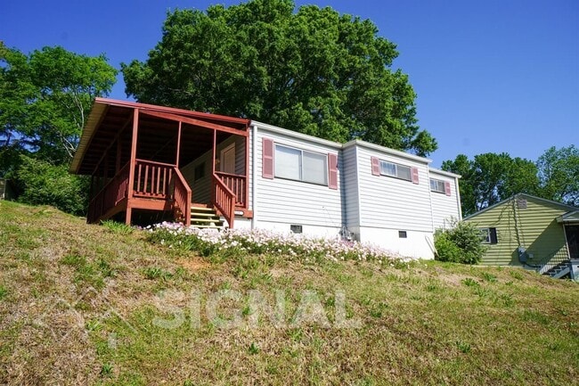 property at 225 Pine St