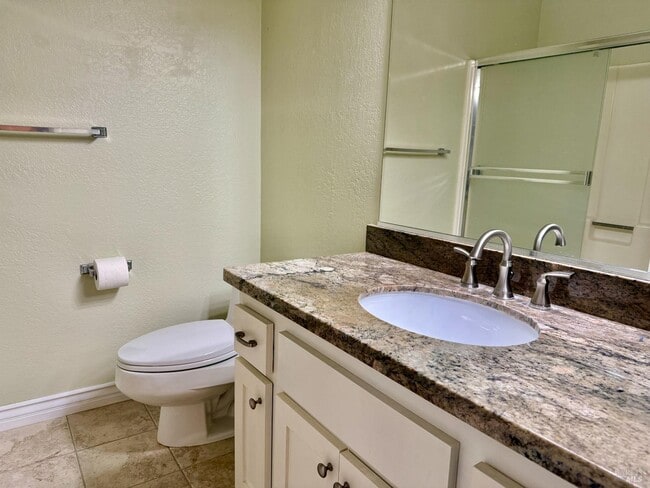 1121 Grove Cir in Benicia, CA - Building Photo - Building Photo