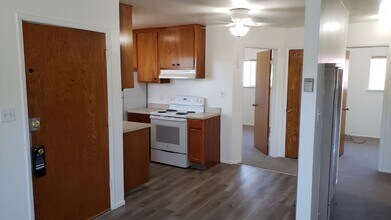 230 San Antonio Ave in San Bruno, CA - Building Photo - Building Photo