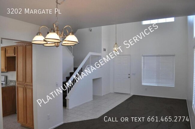 3202 Margate Pl in Palmdale, CA - Foto de edificio - Building Photo