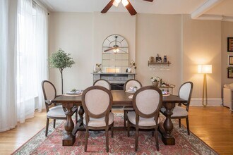 2119 N Cleveland Ave, Unit 1 in Chicago, IL - Building Photo - Building Photo