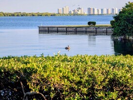 1640 12 Oaks Way in North Palm Beach, FL - Building Photo