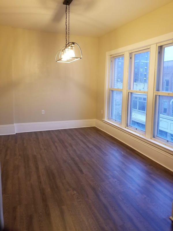 property at 139 N 4th St