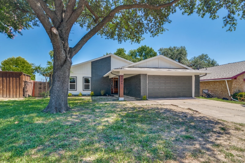1005 Via Balboa in Mesquite, TX - Building Photo