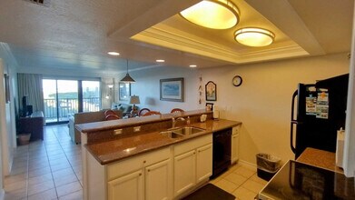 4908 Gulf Blvd in South Padre Island, TX - Building Photo - Building Photo