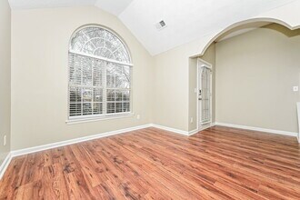 330 Greenway Dr in Covington, GA - Building Photo - Building Photo